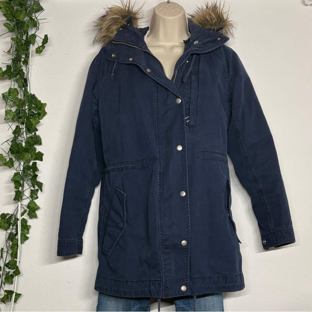 GAP Sherpa Lined Navy Utility Parka Faux Fur Hood Jacket Women’s M 2-1 coat